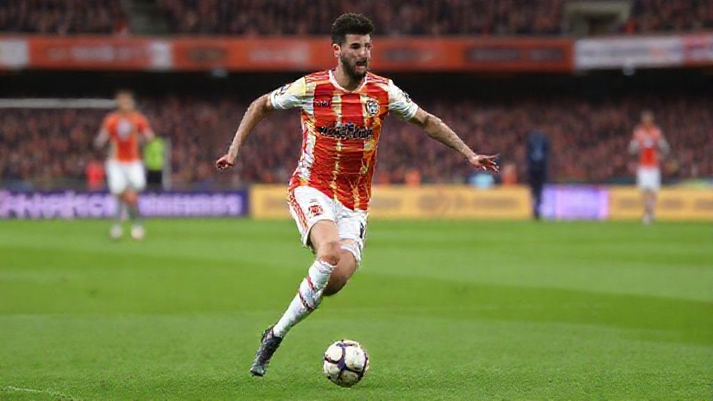 曼联冬窗锁定内维斯？前队友爆料：葡萄牙中场更倾向加盟皇马